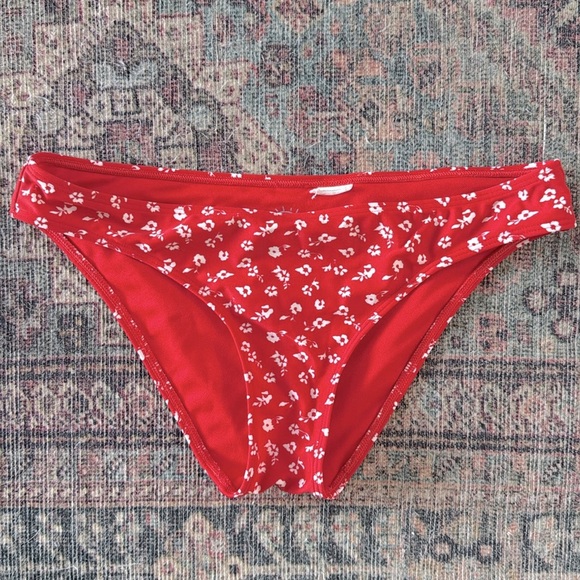 Hollister Swim Red and White Floral Print Bikini with Padded Top Size XS - Picture 7 of 8